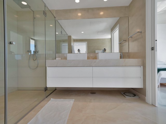 Villa avec 5 Chambres  à Benahavís
