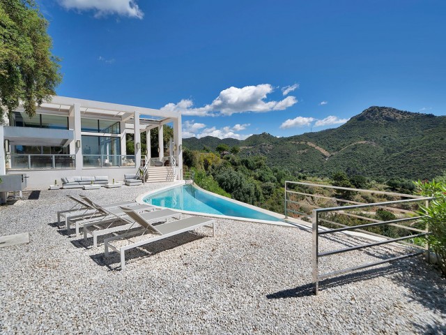 Villa avec 5 Chambres  à Benahavís