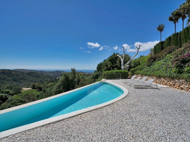 5 Soveroms Villa i Benahavís