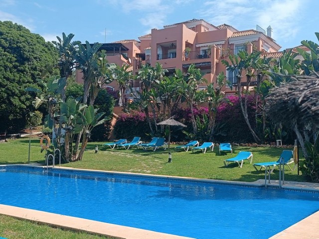 3 Bedrooms Apartment in Guadalmina Alta