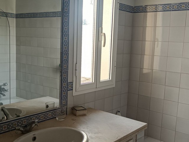 3 Bedrooms Apartment in Guadalmina Alta