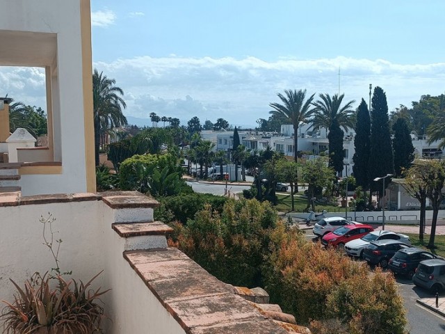 3 Bedrooms Apartment in Guadalmina Alta