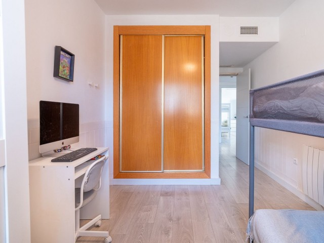 Apartamento con 3 Dormitorios  en La Cala Hills