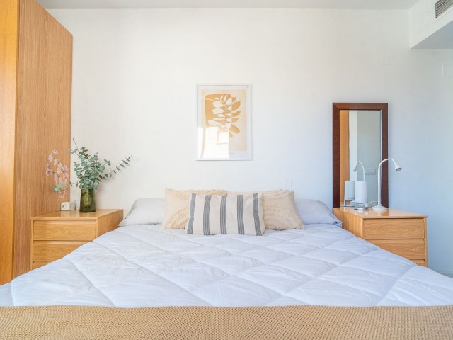 Apartamento con 3 Dormitorios  en La Cala Hills
