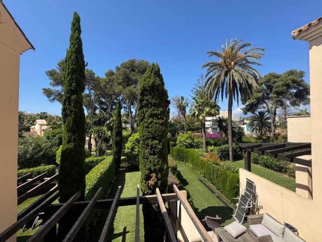2 Bedrooms Apartment in Puerto Banús
