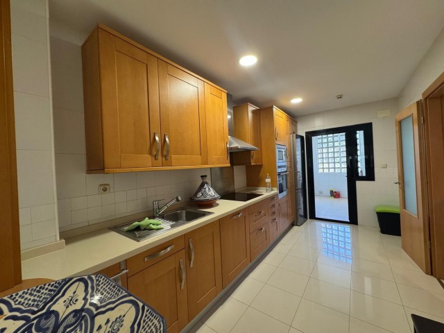 2 Bedrooms Apartment in Puerto Banús