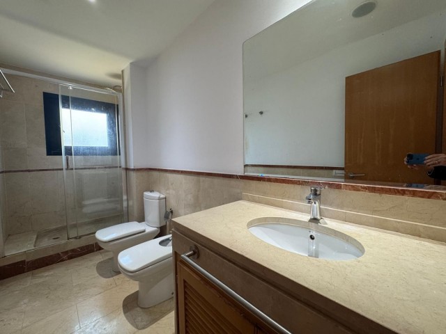 2 Bedrooms Apartment in Puerto Banús