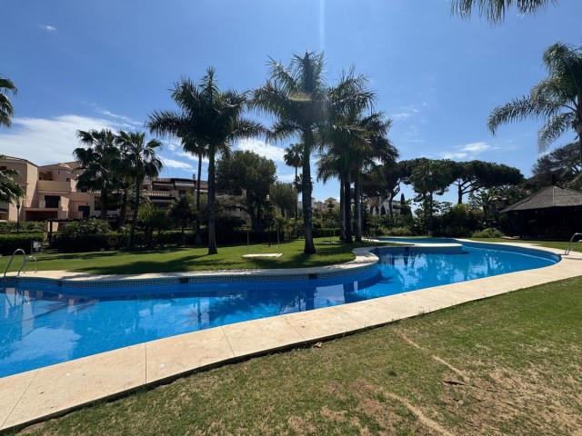 2 Bedrooms Apartment in Puerto Banús