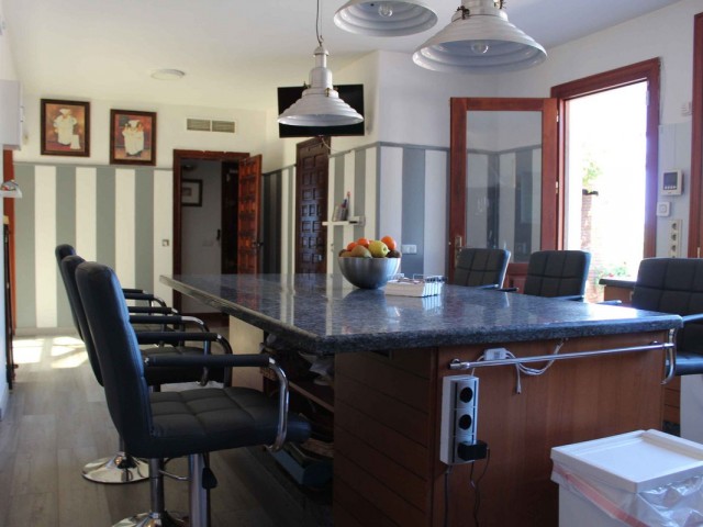10 Slaapkamer Villa in El Rosario
