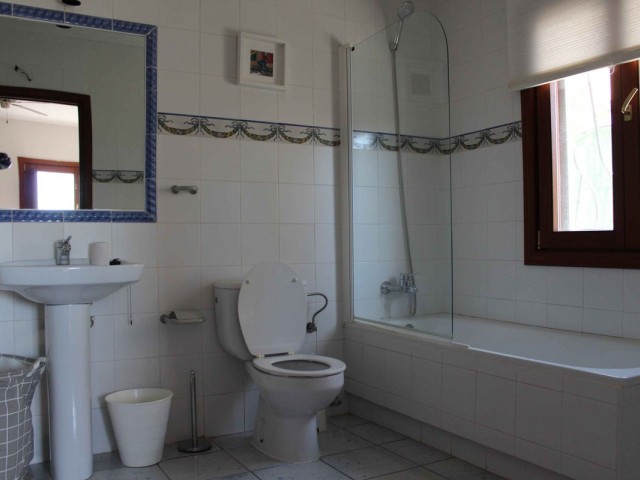 10 Slaapkamer Villa in El Rosario