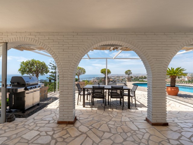 4 Bedrooms Villa in Benalmadena
