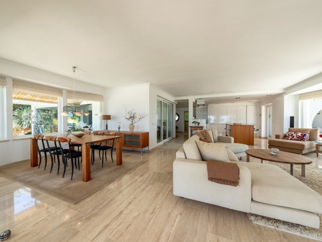4 Bedrooms Villa in Benalmadena
