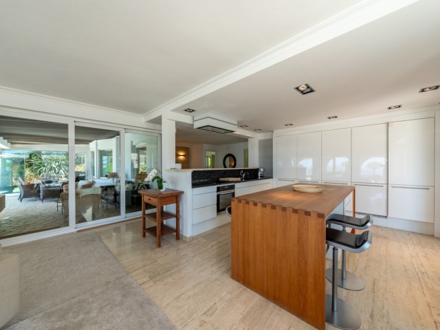 4 Bedrooms Villa in Benalmadena