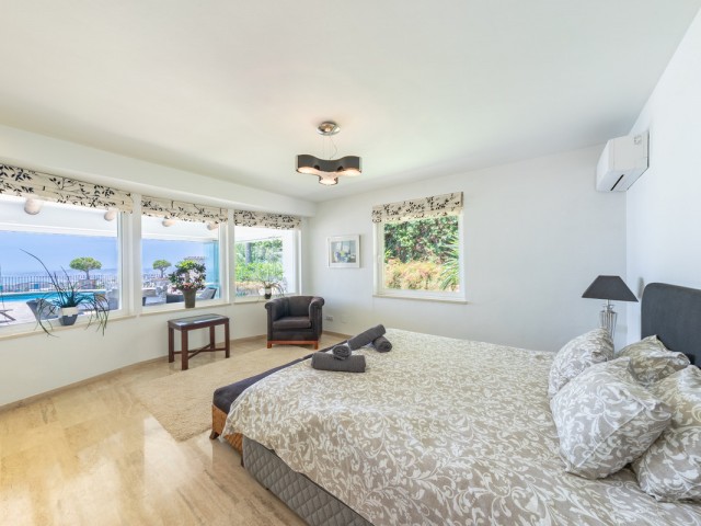 4 Bedrooms Villa in Benalmadena