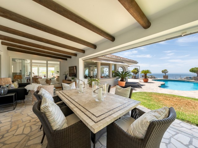 4 Bedrooms Villa in Benalmadena