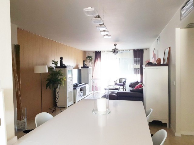 Penthouse avec 2 Chambres  à Guadalmina Alta