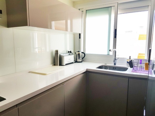 Penthouse avec 2 Chambres  à Guadalmina Alta