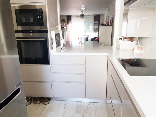 Penthouse avec 2 Chambres  à Guadalmina Alta