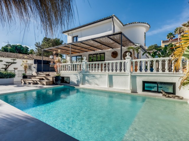 Villa Nueva Andalucía - R4892512