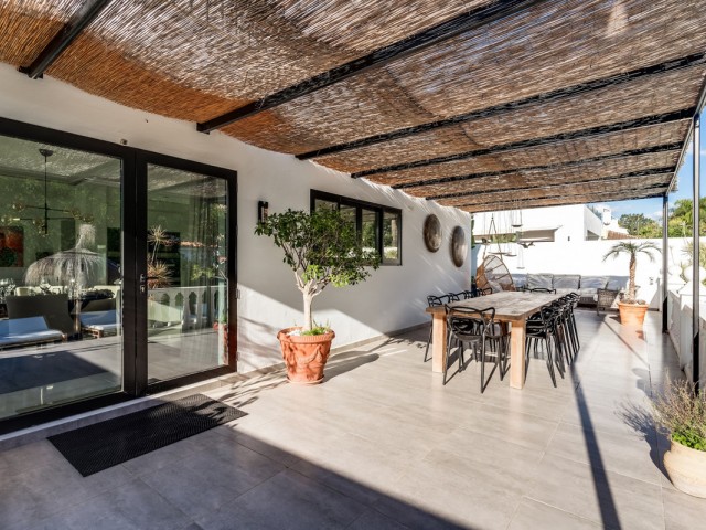 5 Schlafzimmer Villa in Nueva Andalucía