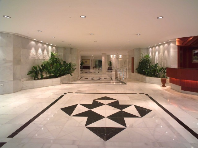 3 Bedrooms Apartment in Puerto Banús