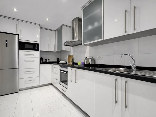 3 Bedrooms Apartment in Puerto Banús