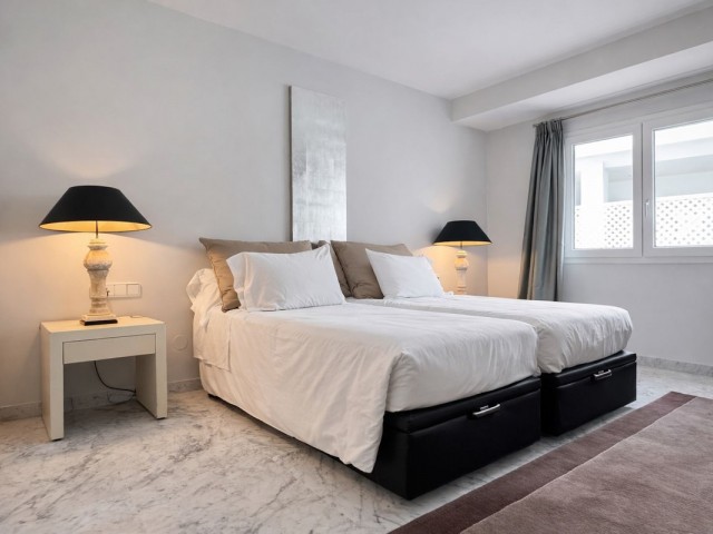 3 Bedrooms Apartment in Puerto Banús