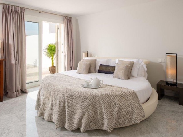 3 Bedrooms Apartment in Puerto Banús