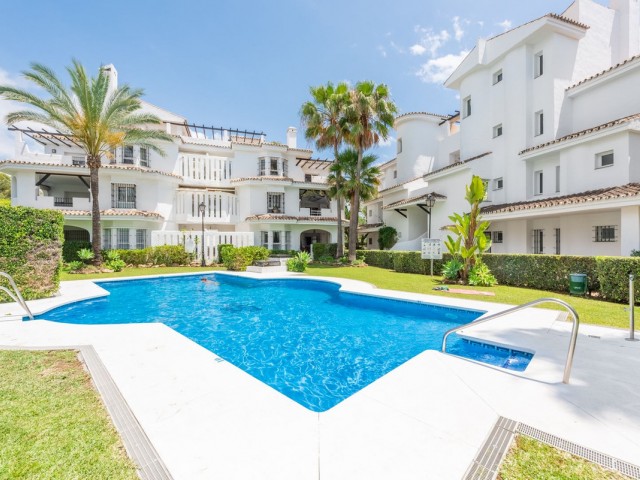 Huoneisto, Nueva Andalucia, R5351053