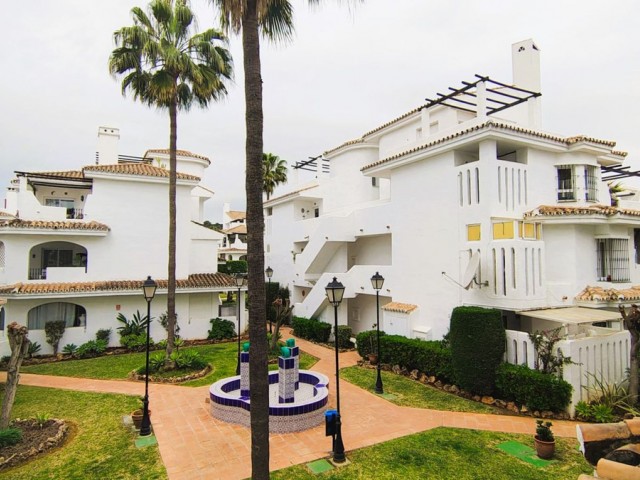 2 Makuuhuoneen Huoneisto Nueva Andalucía