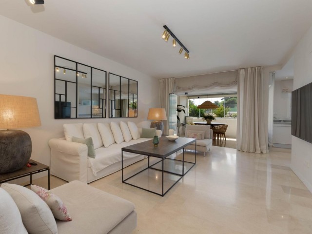 2 Bedrooms Apartment in Fuengirola