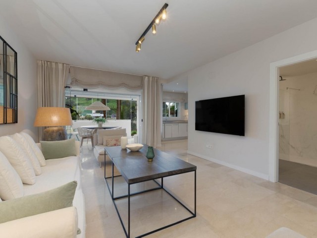 2 Bedrooms Apartment in Fuengirola