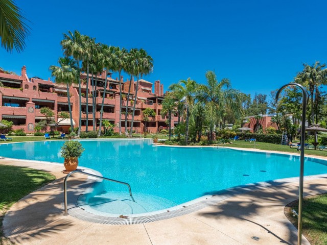 Apartment, Guadalmina Baja
