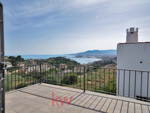 6 Bedrooms Villa in Málaga