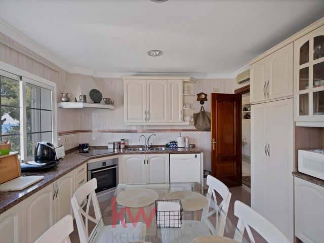 6 Bedrooms Villa in Málaga