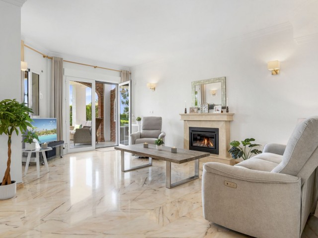 3 Bedrooms Villa in El Chaparral