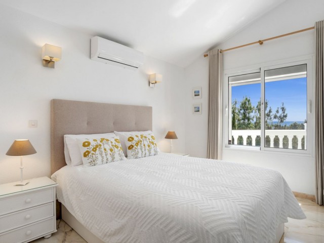 3 Bedrooms Villa in El Chaparral