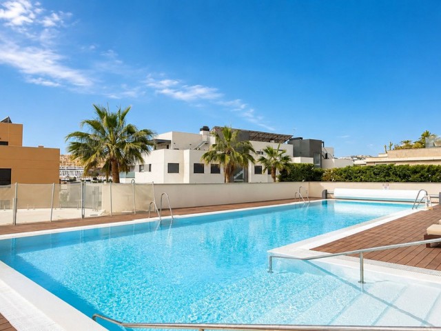 4 Schlafzimmer Reihenhaus in La Cala de Mijas