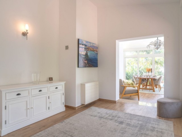 6 Bedrooms Villa in Mijas