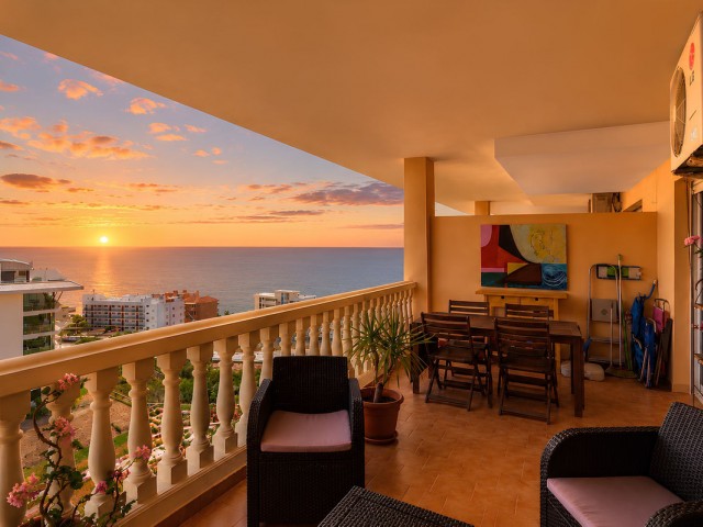 2 Bedrooms Apartment in Fuengirola