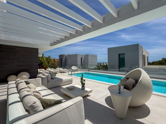 5 Schlafzimmer Villa in Cabopino