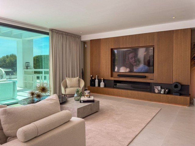 5 Schlafzimmer Villa in Cabopino