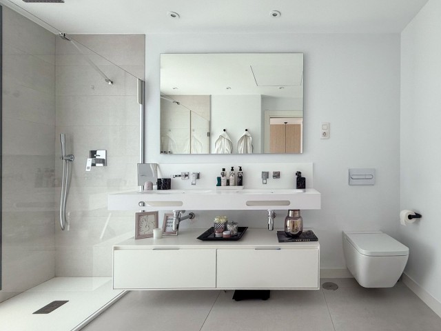 5 Schlafzimmer Villa in Cabopino