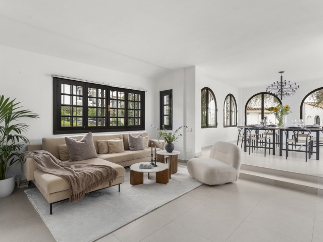 Appartement avec 3 Chambres  à Nueva Andalucía