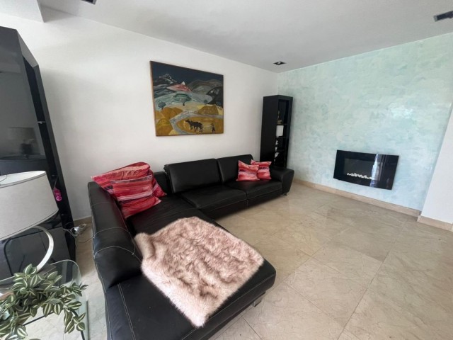 4 Bedrooms Townhouse in Mijas