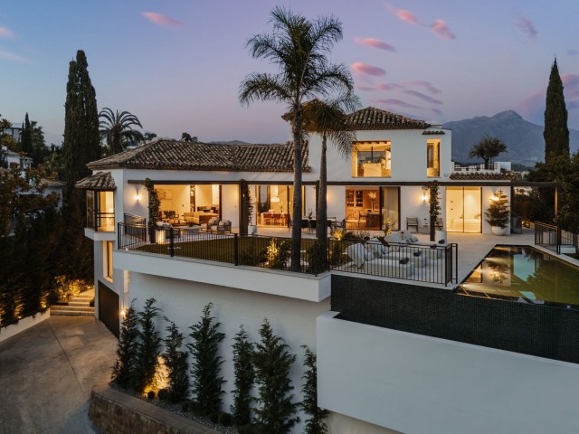 Villa avec 6 Chambres  à Benahavís