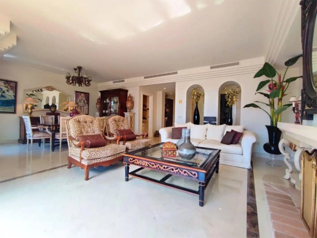 Appartement avec 2 Chambres  à Nueva Andalucía