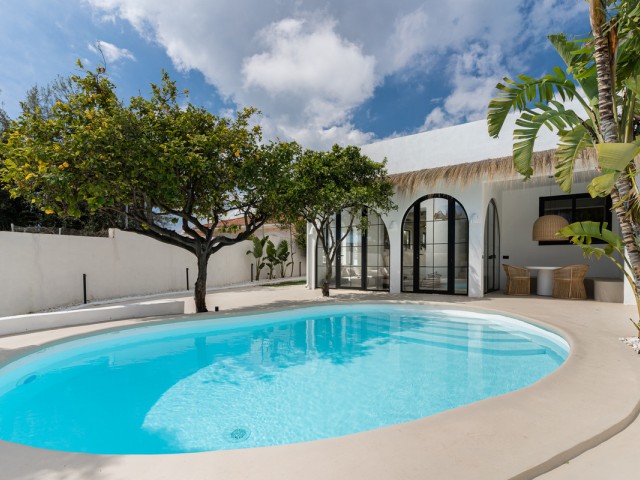 Villa, El Pinillo