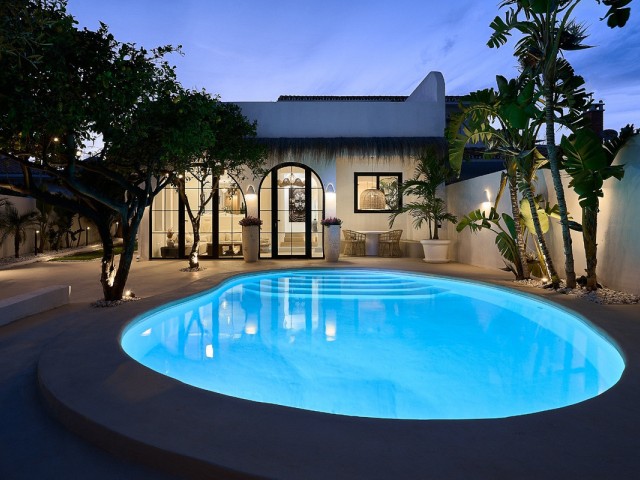 5 Bedrooms Villa in El Pinillo