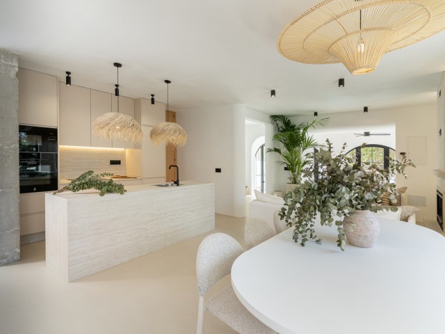 5 Bedrooms Villa in El Pinillo